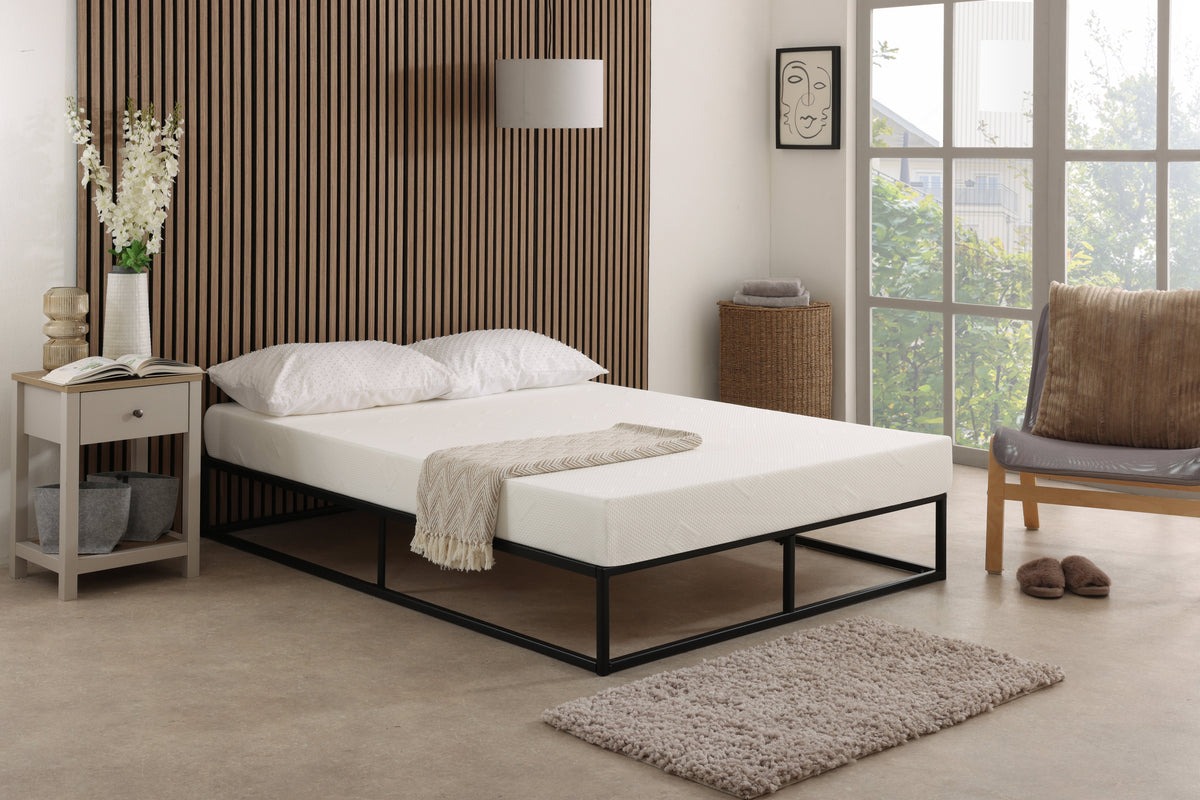 Westwood Core Ortho firm 4-inch shorty foam mattress in 2ft6 small single size with white hypoallergenic cover — view 3